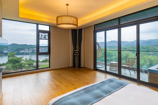 广德雨燕谷野奢度假酒店图片