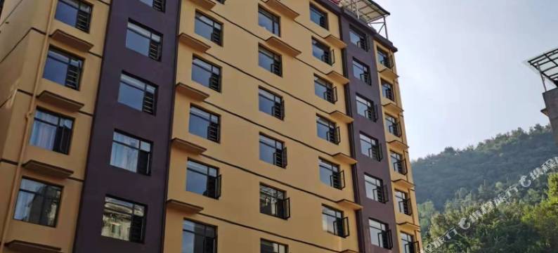 巴东暑来雪往民宿图片