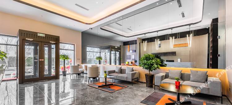 北半球酒店(工业大学中央大街店)图片