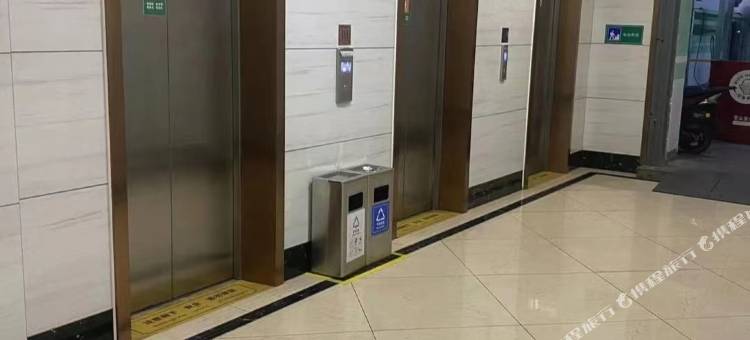 杭州非凡电竞公寓(钱王财富中心店)图片