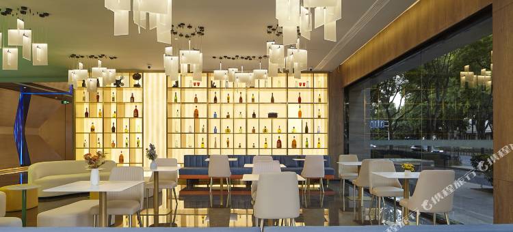 万斐·新空间酒店(扬州瘦西湖东关街店)图片