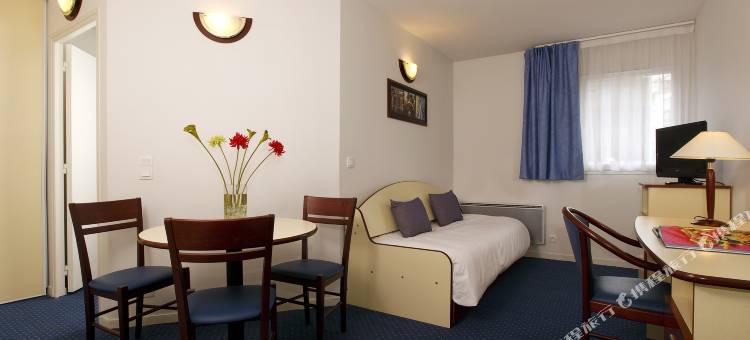 城市公寓克莱蒙菲兰中央公寓式酒店(Appart'City Classic Clermont Ferrand Centre)图片