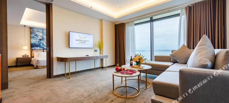 孟清下龙中英豪华酒店(Muong Thanh Luxury Ha Long Centre Hotel)图片