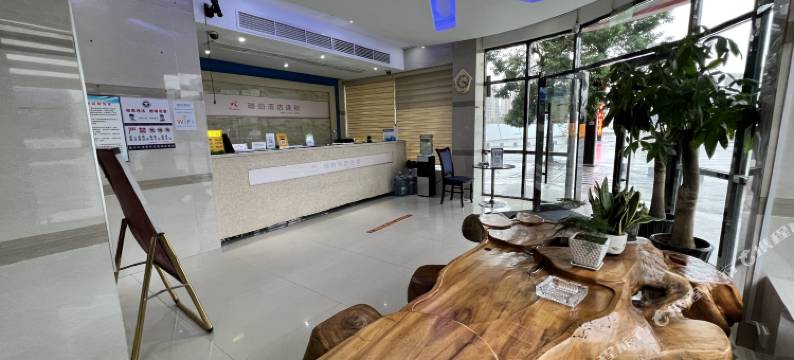 瑞珀酒店连锁(温州龙湾奥体中心店)图片
