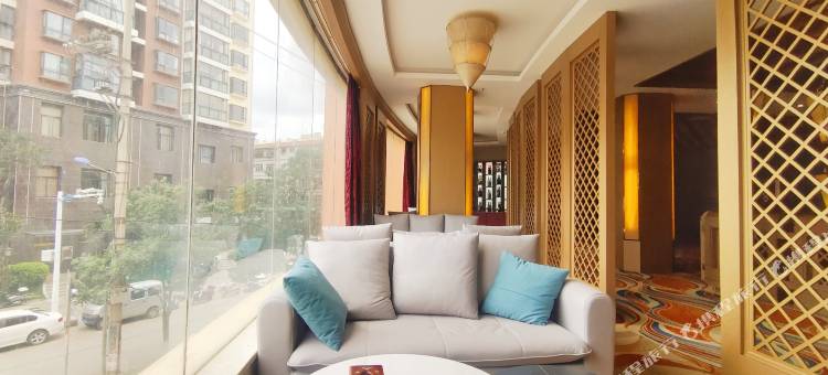 大理海滨温泉酒店(高铁站店)图片