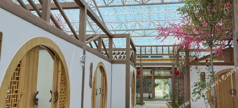 田园东玛酒店图片