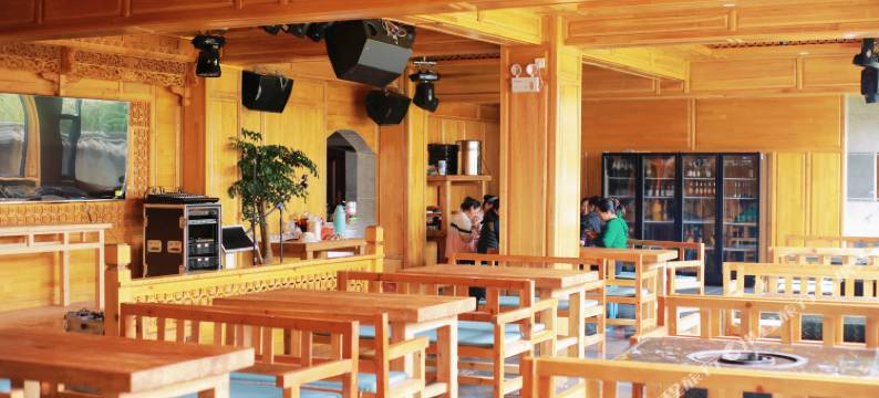 泸沽湖泸沽林卡大酒店图片