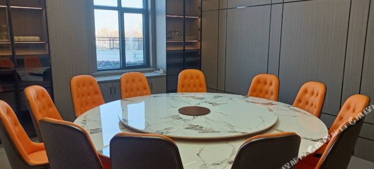 东亿大酒店(皮山火车站店)图片