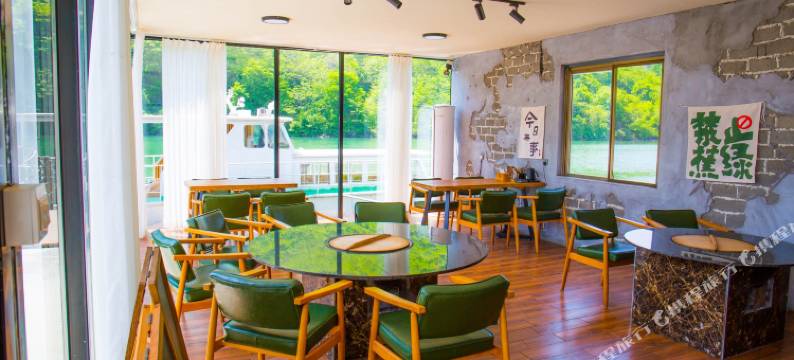 宽甸湖光山舍民宿图片