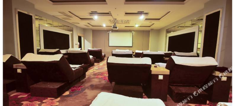 安顺·皇室·酒店｜CITY COLOR LIT·高空观景酒店(平坝南站店)图片