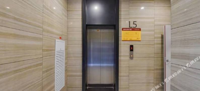 宿美陌涵loft民宿酒店(郑州高铁东站商业中心店)图片