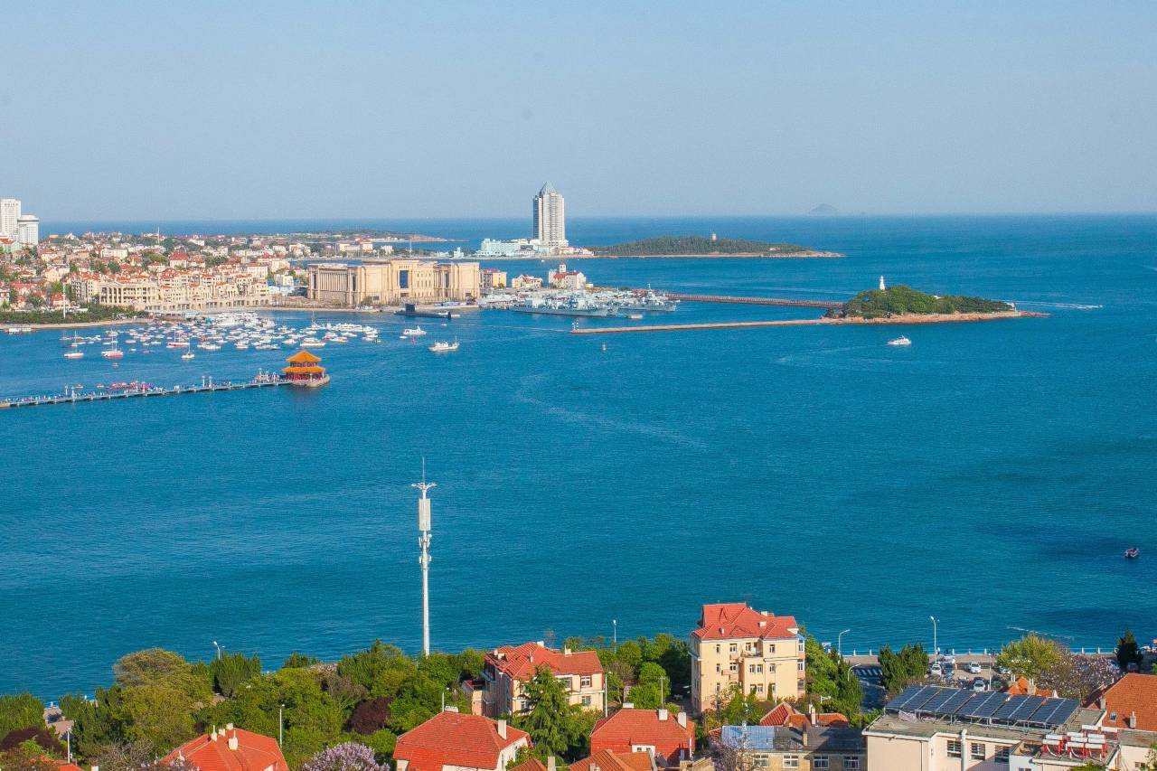 美豪R▪ROYALSS酒店(青岛栈桥火车站店)图片