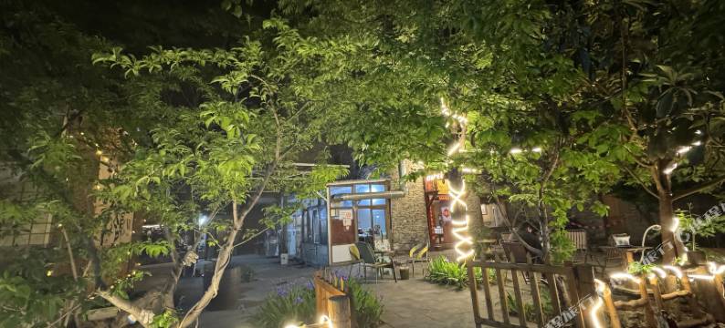 漫山雅庭酒店图片