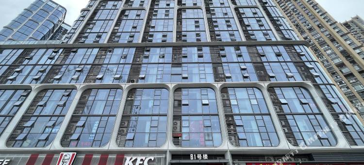澜庭·湖景影院民宿(晋安湖摩天轮竹屿地铁站店)图片