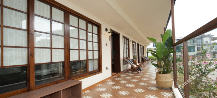 宋喜鸳鸯树客栈图片