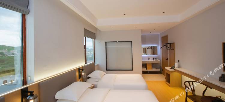 若尔盖康缦酒店图片