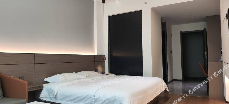 龙居公寓(龙江紫云阁景区店)图片