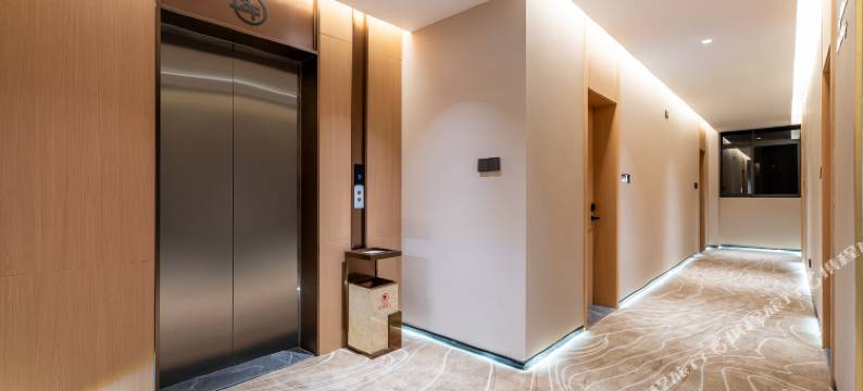 季枫酒店(墨脱店)图片