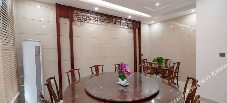 九华山宜粟庭·云起时modern中式禅意美宿(换乘中心店)图片