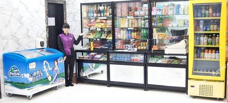 乌鲁木齐银华酒店(红山人民电影院店)图片