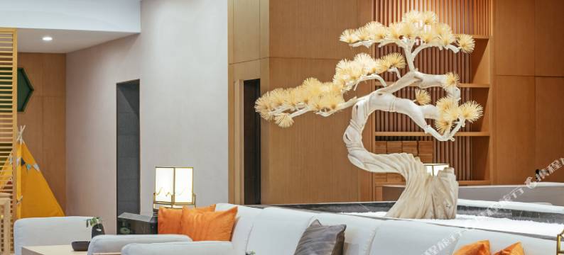 花间观山月酒店(峨眉山景区店)图片