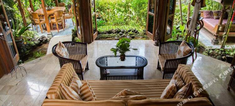 蒂塔冈加水宫别墅(Tirtagangga Water Palace Villas)图片