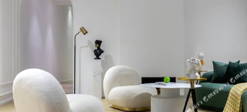 三亚易宿设计冲浪民宿(蜈支洲岛后海店)图片