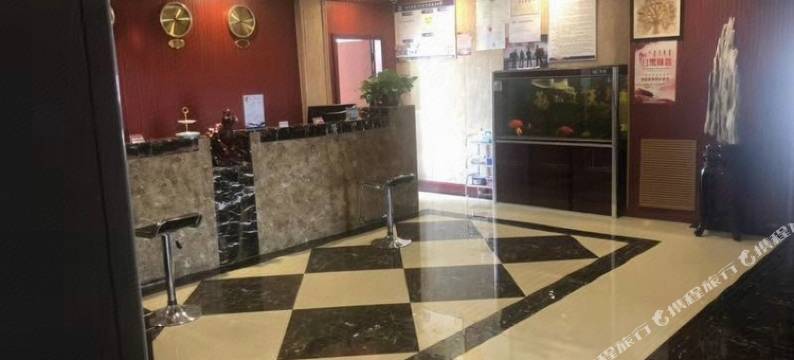 杭锦旗漠中情宾馆图片
