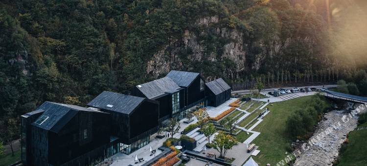 热河谷·wow森林酒店图片