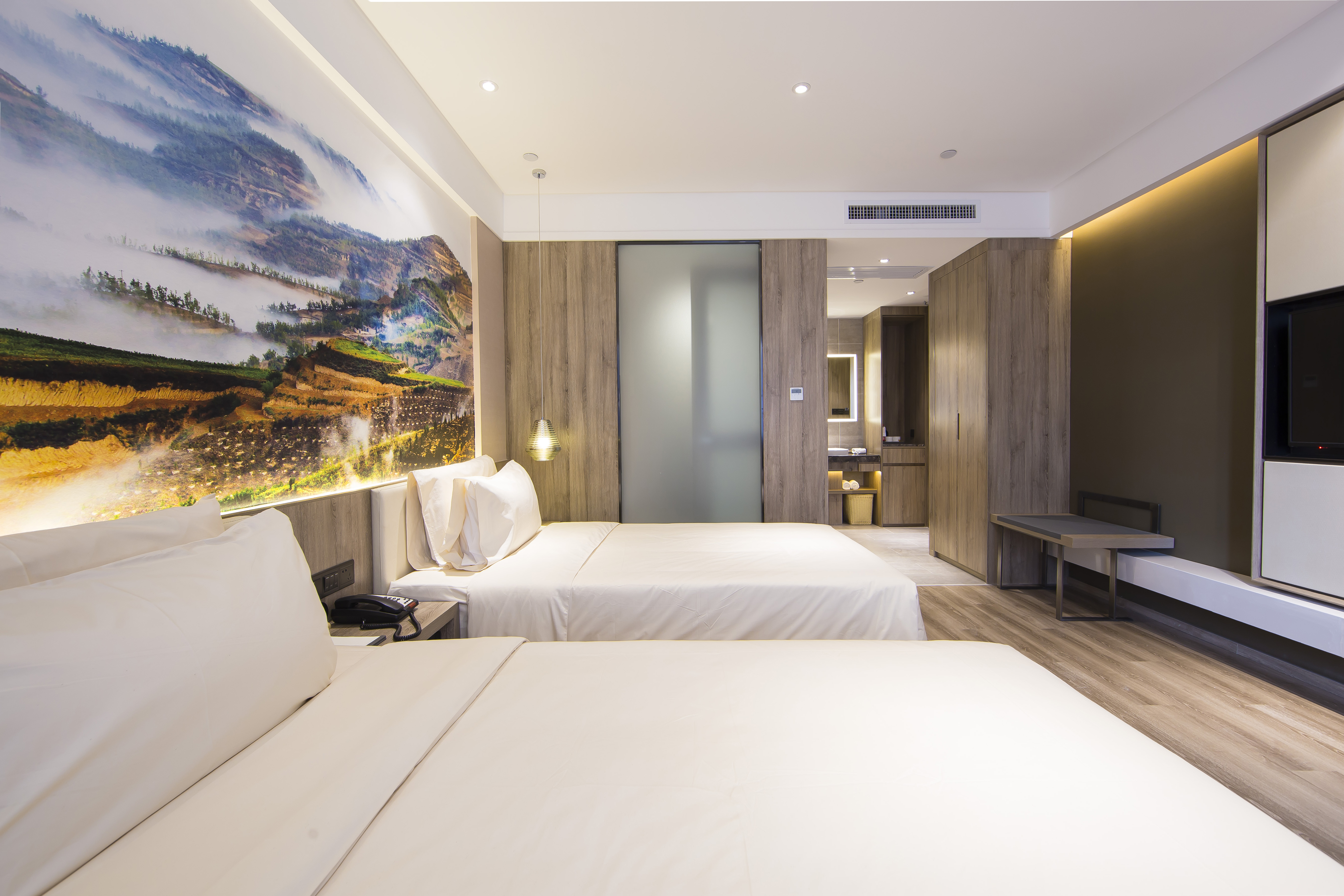 Atour Hotel (Houma Xintian Square) Over view