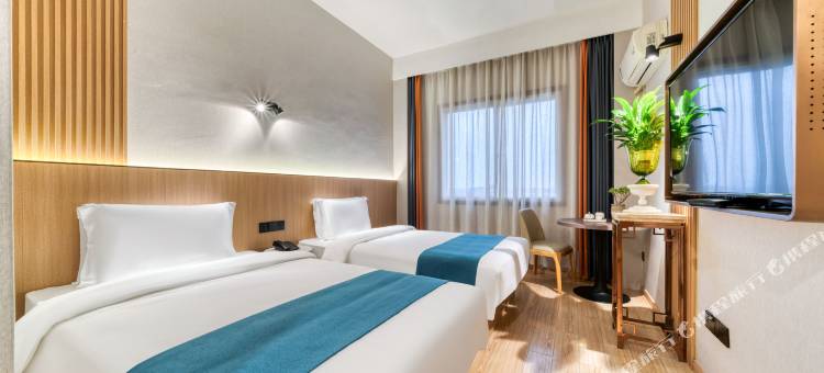 如家睿柏.云酒店(杭州良渚遗址公园瓶窑广场店)图片