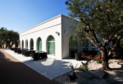 Giardino Dei PiniHotel Overview