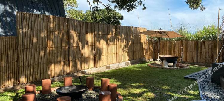 My Cabin by One Selah图片