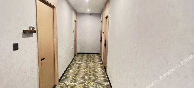 唯斯顿酒店(苏州常熟东南开发区虞悦广场店)图片