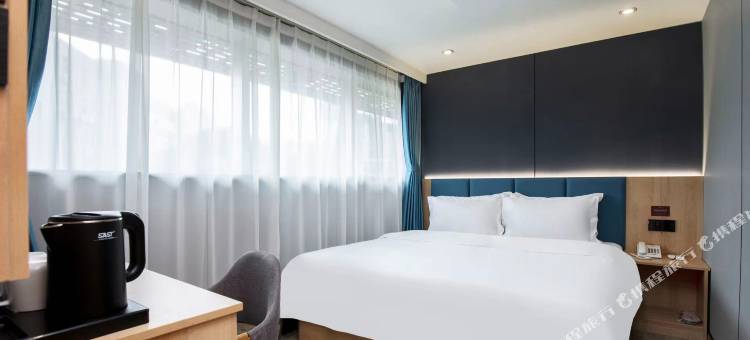 咖居酒店(南京工业大学龙华路地铁站店)图片