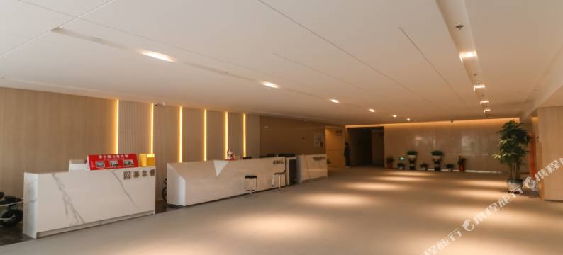 全橙·乐喜LOFT海景智能影院公寓(日照高铁站华润万象汇店)图片