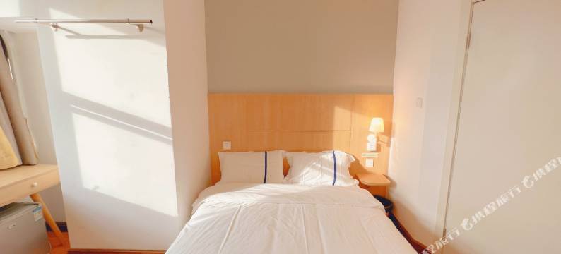 广州乾晟公寓(黄埔区夏港地铁站店)图片