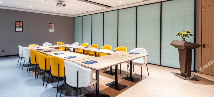 康铂酒店(南京清凉山地铁站环宇城店)图片