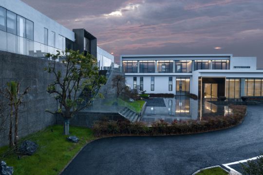 诗莉莉61见山度假酒店预订价格,联系电话位置地址【携程酒店】