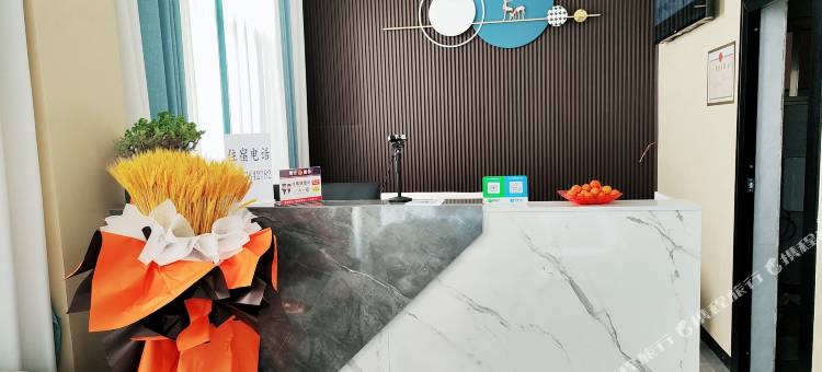 彩云大众酒店图片