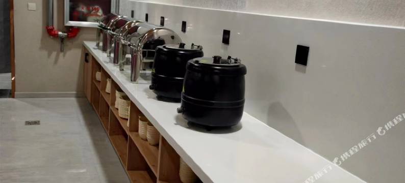 登封悦享酒店图片