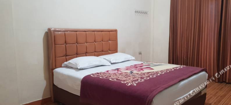 OYO 93264伊斯兰真理宾馆(OYO 93264 Penginapan Syari'ah Berlian)图片