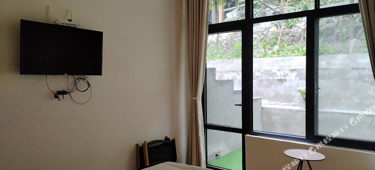 崇州市鸡冠山潭园休闲庄图片