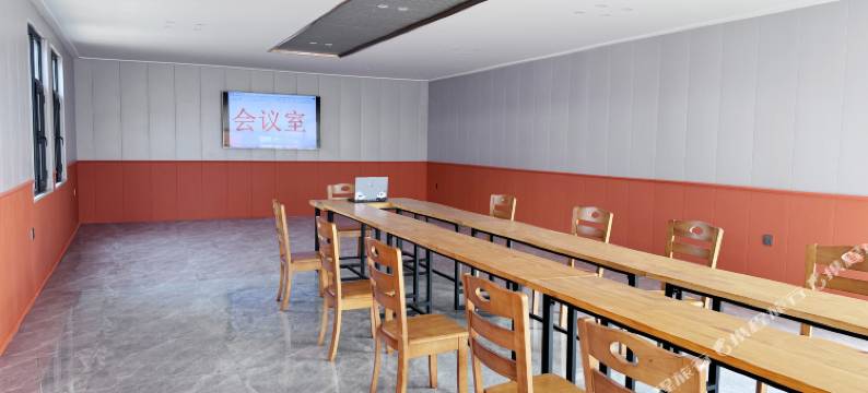 额尔古纳黑山头牧云星空民宿图片