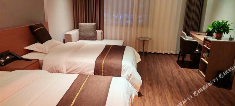 青峰翠云酒店图片