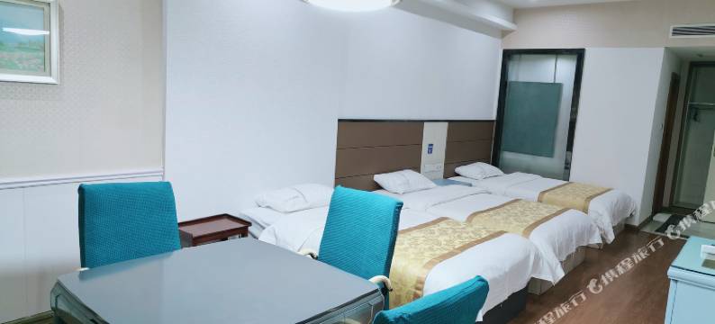 维一风尚酒店(张家界火车站天门山索道店)图片