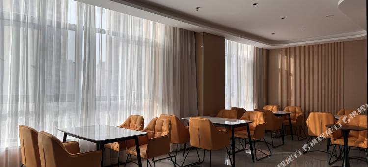 亚悦酒店(乌鲁木齐轩和苑新疆师范大学店)图片