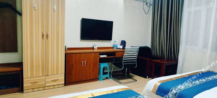 泊客酒店(七彩丹霞景区店)图片