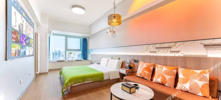 屿夕美宿 CityWalk享住影音酒店(泰山站店)图片