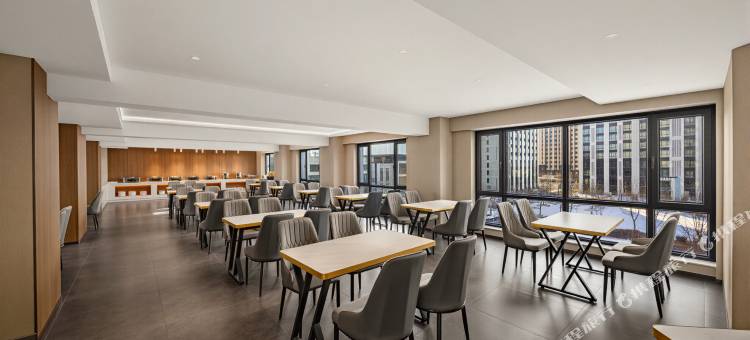 哈尔滨金四季酒店 (冰雪大世界店)图片